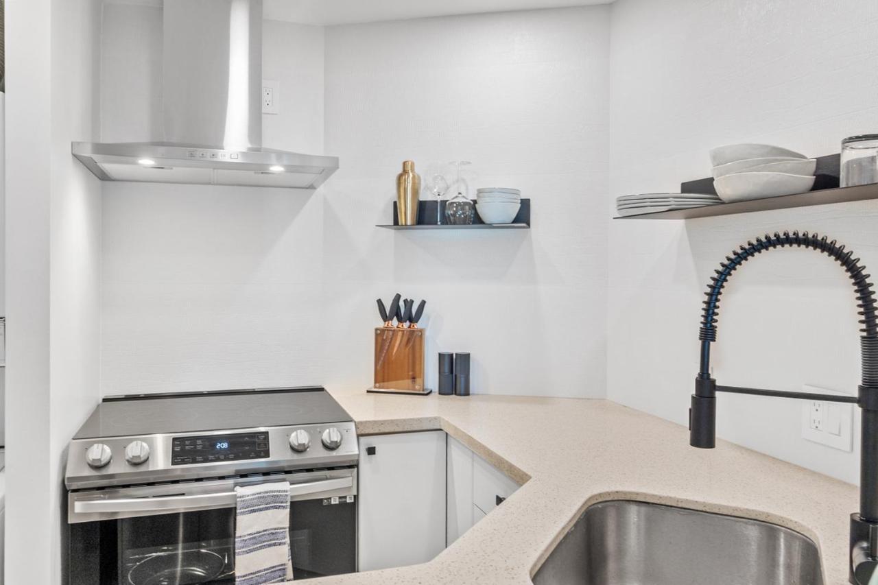 Апартаменты Downtown Luxury 1Br Coal Harbour Ванкувер Экстерьер фото